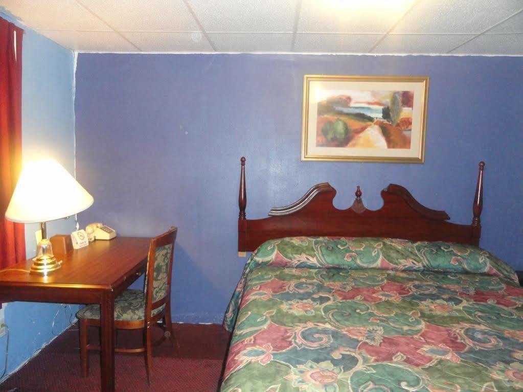 Budget Host Inn Somerset Exterior photo