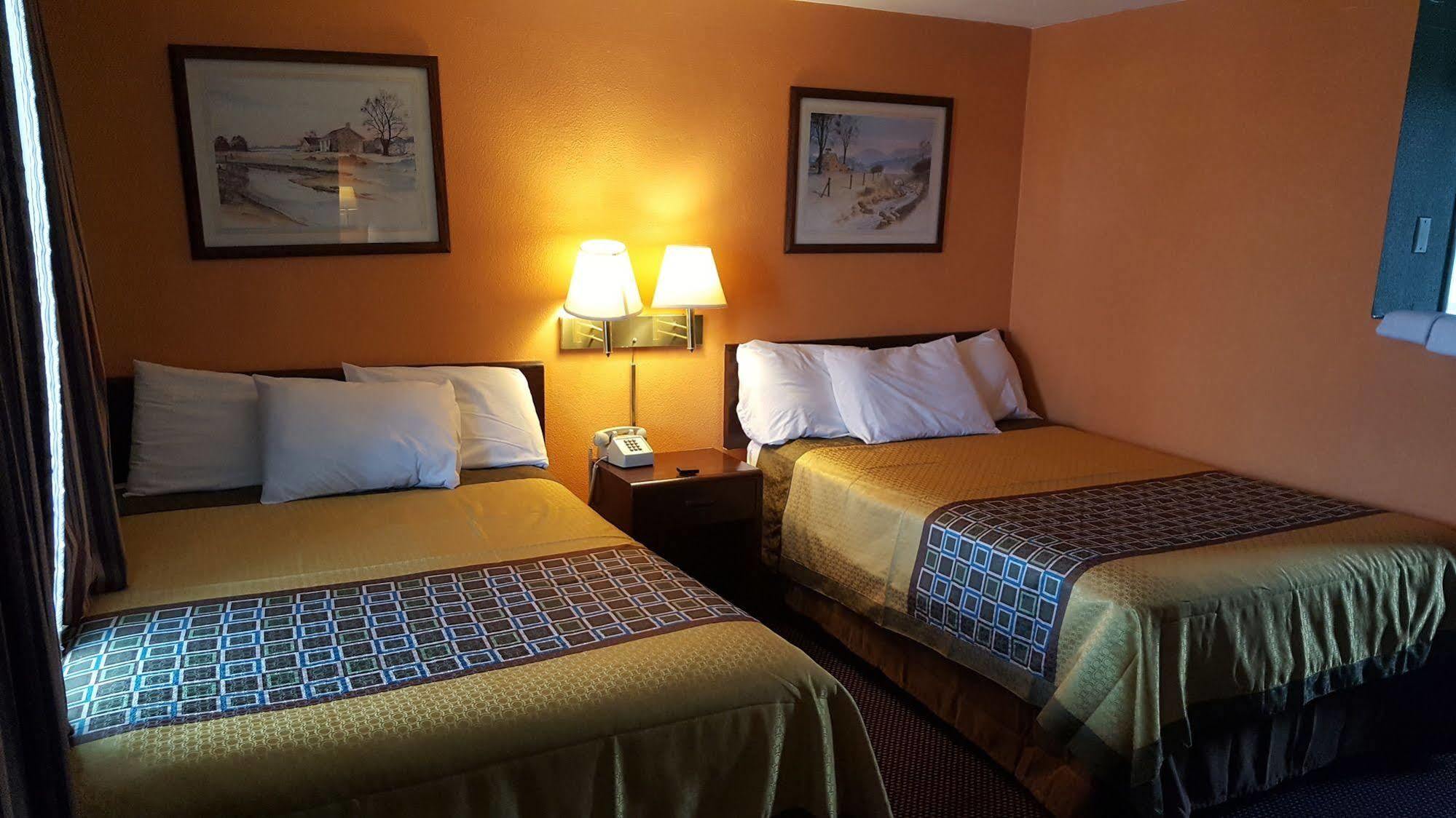 Budget Host Inn Somerset Exterior photo